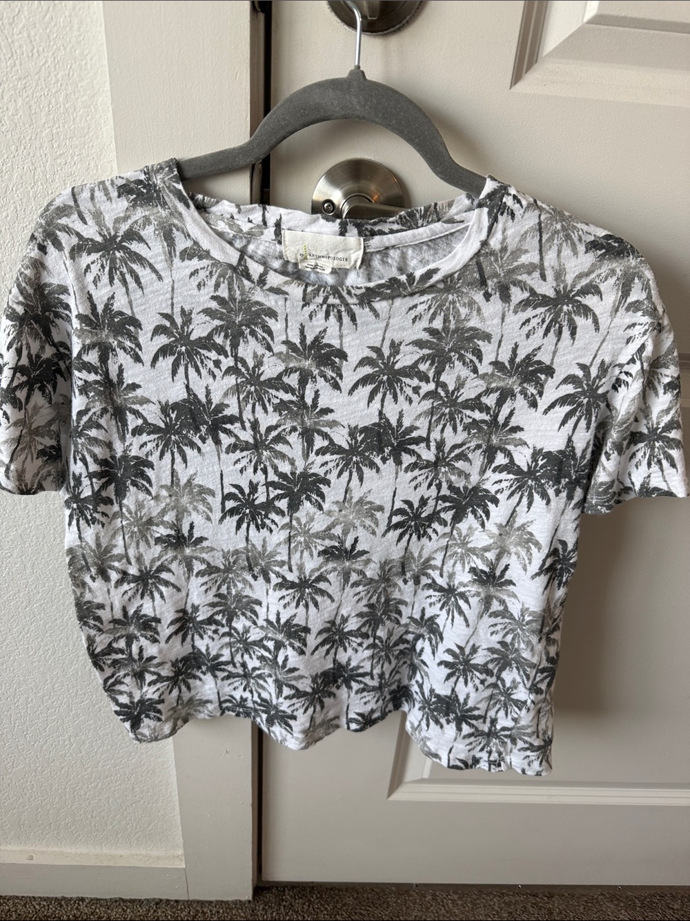 Anthropologie Palm-Print Crewneck Tee - White & Gray